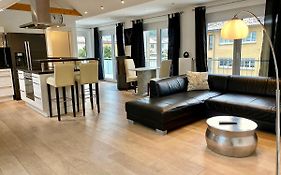 Luxurioeses Studio Im Zentrum, Balkon, Kamin, Klima